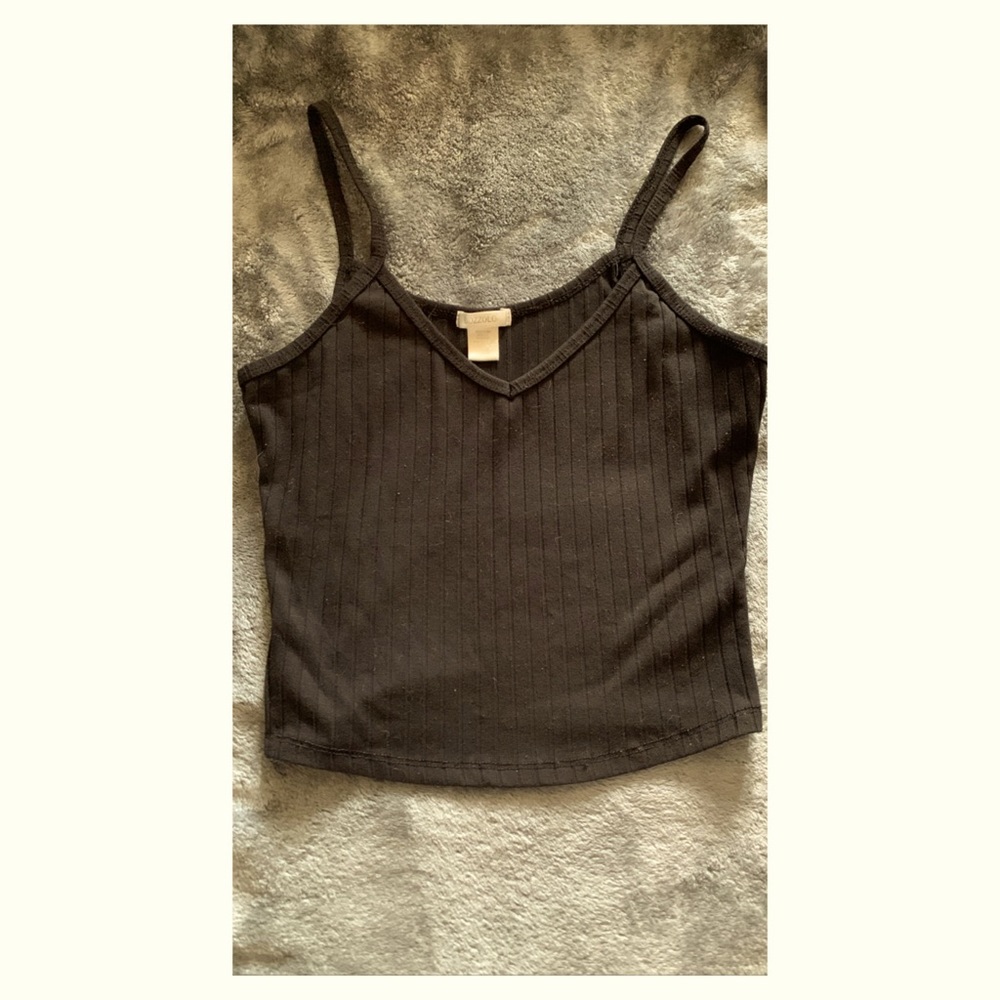 Woman’s v-shape crop top blouse